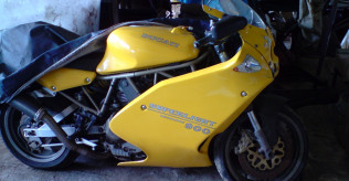 Ducati 900 Superlight needing work.