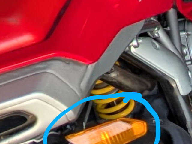 Right rear indicator cover 749/999/Multistrada 1000ds 0