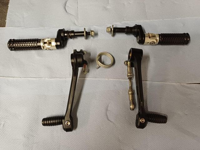 Scrambler adjustable footpegs & levers 0 Scrambler adjustable footpegs & levers 0