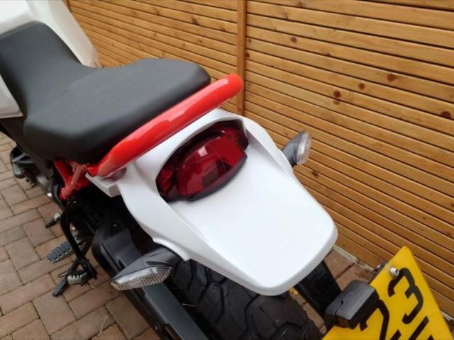 2023 Ducati Desert X 8