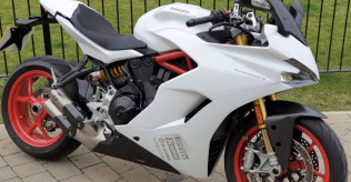 SuperSport S - 2017 - Sports Pack - FSH - Immaculate