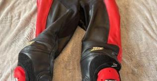 Ladies motorbike clothing