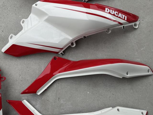 Multistrada 2010-2014 Pikes Peak Panels 3