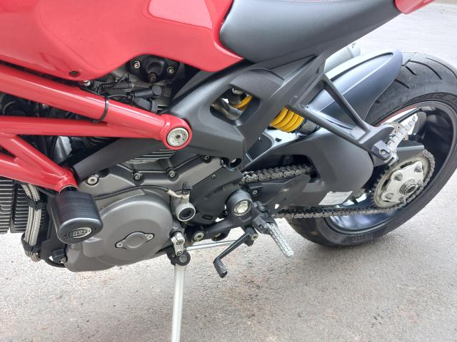 Ducati Monster 1100 EVO 6