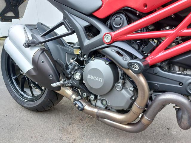 Ducati Monster 1100 EVO 7