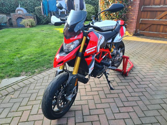 Ducati Hypermotard 950 SP 2022(72) 8