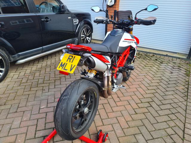 Ducati Hypermotard 950 SP 2022(72) 5
