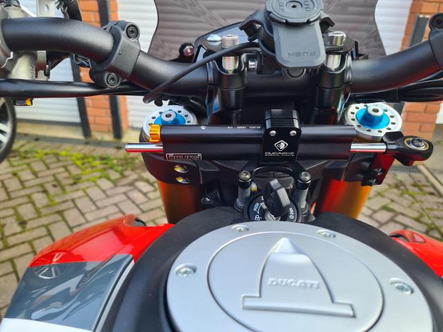 Ducati Hypermotard 950 SP 2022(72) 4