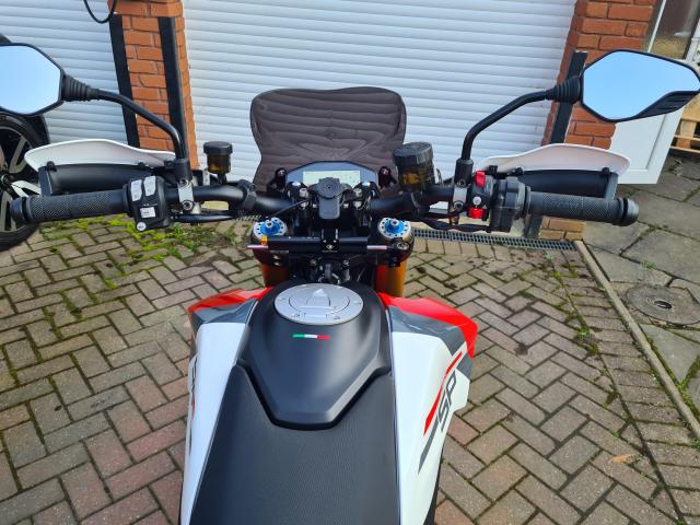 Ducati Hypermotard 950 SP 2022(72) 2