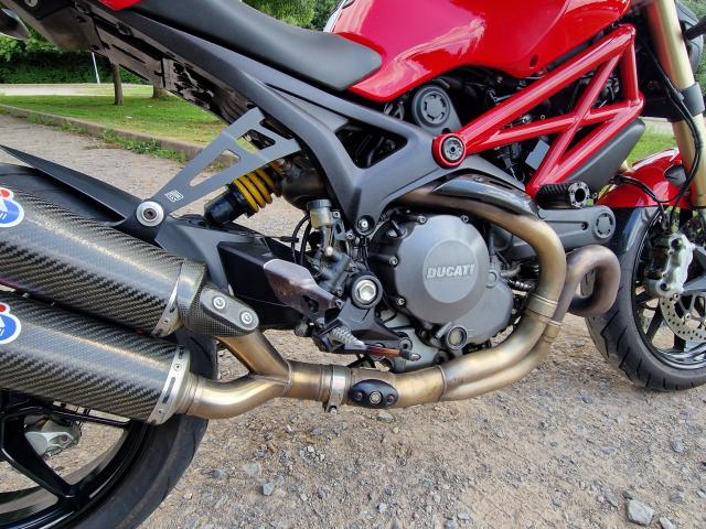 Ducati Monster 1100 EVO 4
