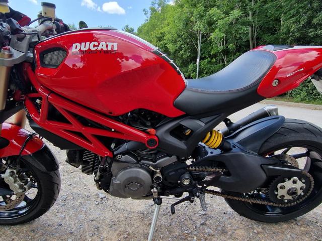 Ducati Monster 1100 EVO 2
