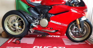 Panigale 1299s.