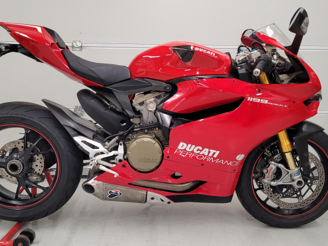 Ducati Panigale 1199 S for sale 3 Ducati Panigale 1199 S for sale 3