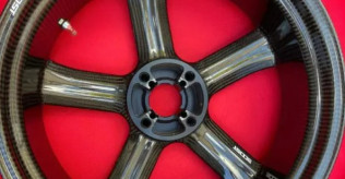 Rotobox boost carbon fibre wheels (Ducati V4)