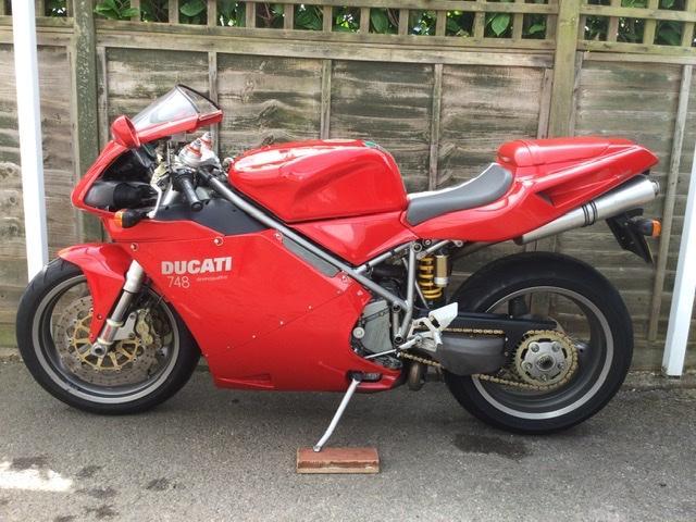Ducati 748 1