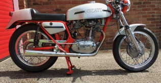 Ducati 450 Desmo 1972