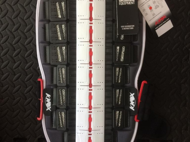 KNOX AEGIS BACK PROTECTOR (RED SPINE) SIZE 8 0