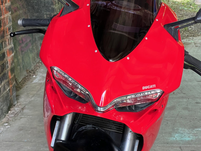 Ducati Panigale 959 Akrapovic 2016 10k miles  4