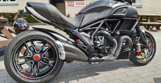 2016 Ducati Diavel Carbon (Gen 2)