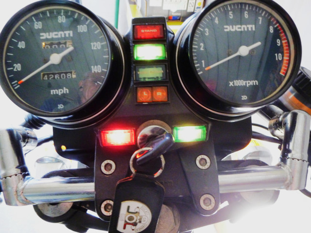 Ducati Darmah 900SD Sport 4