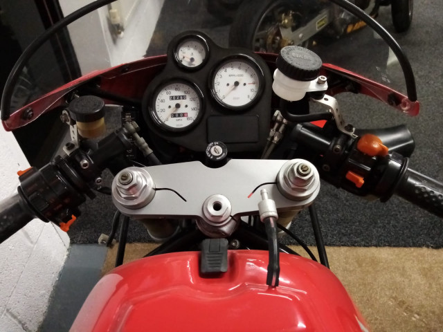 1995 Ducati 900ss for restoration 0