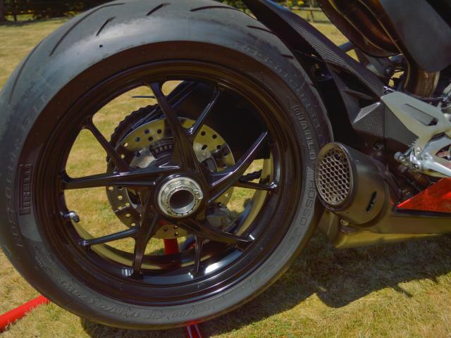 Panigale V2 2