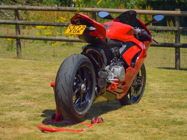 Panigale V2 3