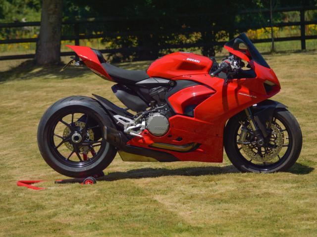 Panigale V2 4