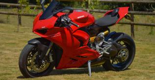 Panigale V2