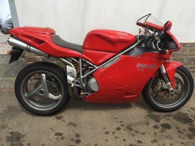 Ducati 748 2