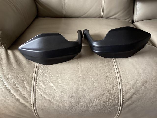 Pair of hand guards 2