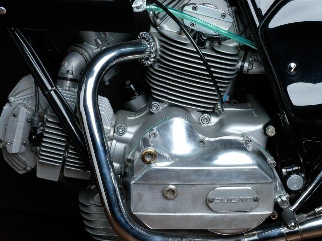 Ducati 900SS Bevel 1