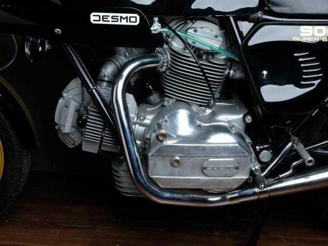 Ducati 900SS Bevel 6