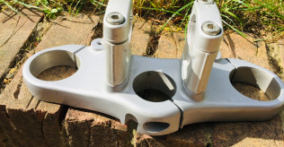 34130381A - Monster Top Yoke and Risers for ST4s and Other ST Variants