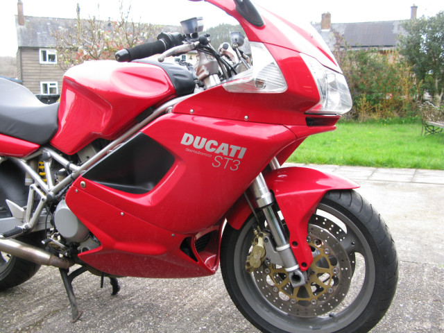 Ducati ST3 2004 - See description it needs work  0