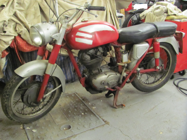 Mototrans Ducati TS200 1
