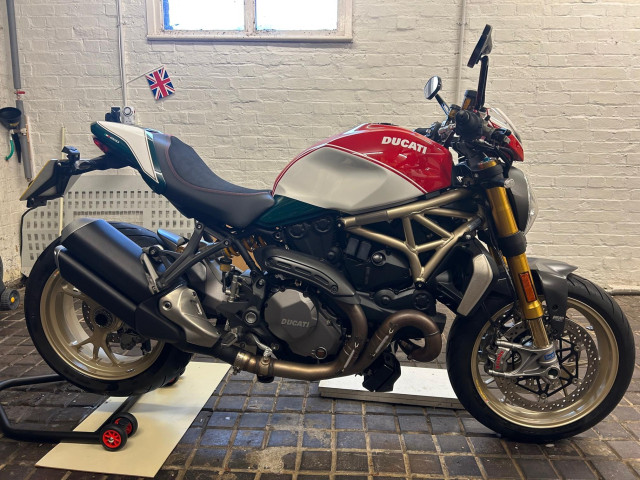 Monster 1200 25th Anniversario for sale 1 Monster 1200 25th Anniversario for sale 1