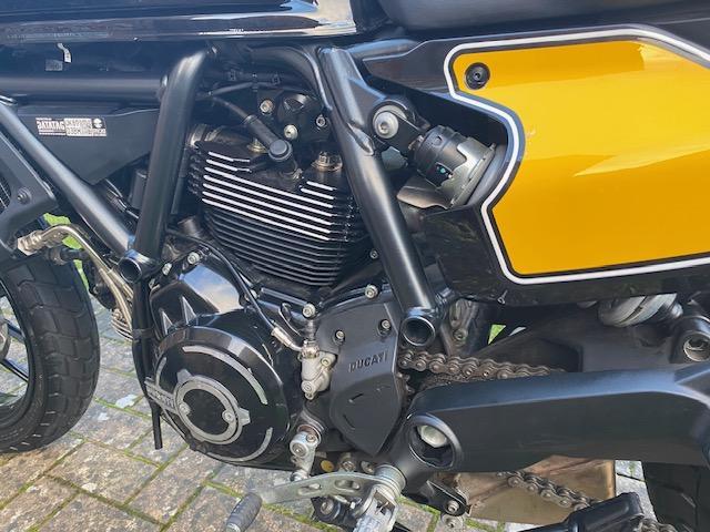 Ducati Scrambler 800 Full Throttle 8