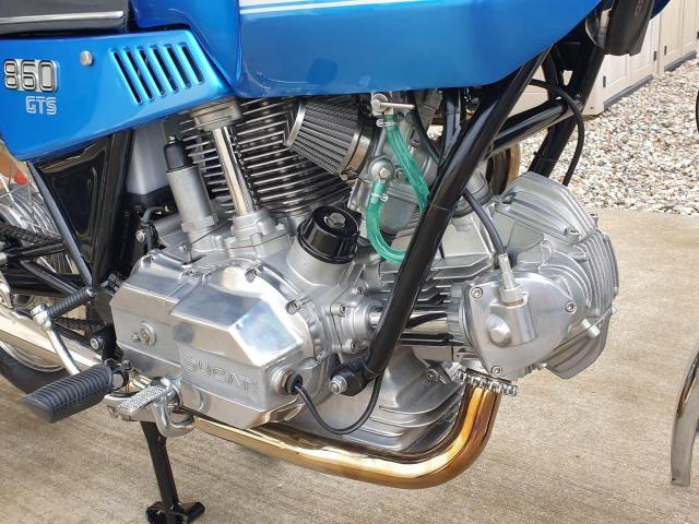 1975 Ducati 866 GTS 2