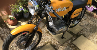 Desmo 250 1975