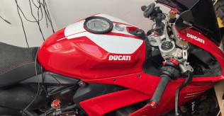 Panigale V2