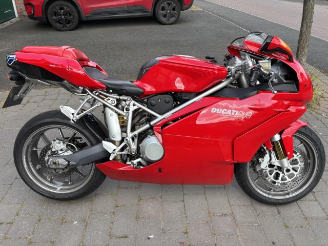 Ducati 999 Biposta 2005 1