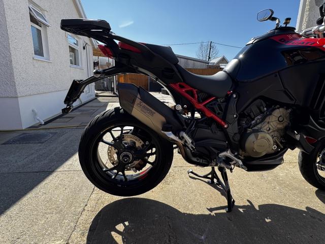 Multistrada V4 Pikes Peak 6