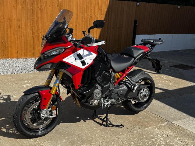 Multistrada V4 Pikes Peak 0
