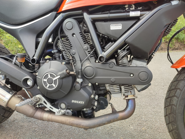 Ducati Scrambler 400 2
