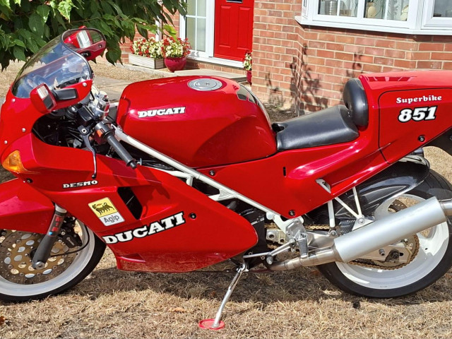Ducati 851 9 Ducati 851 9
