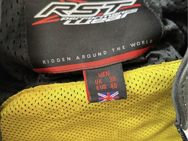 RST Tractech Evo Suit Black/Red/White UK38/EU48 2