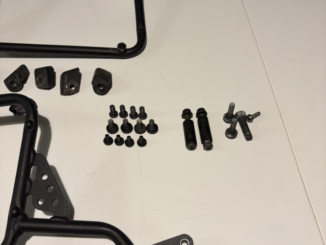 Givi rack for scrambler PL7407 2