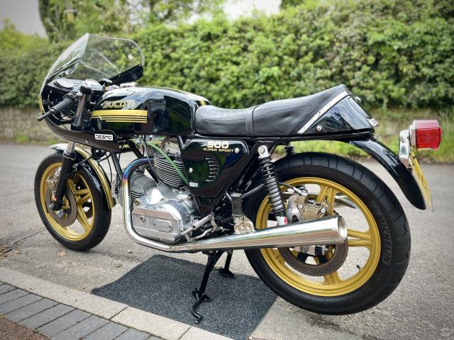 Ducati 900SS Bevel 5