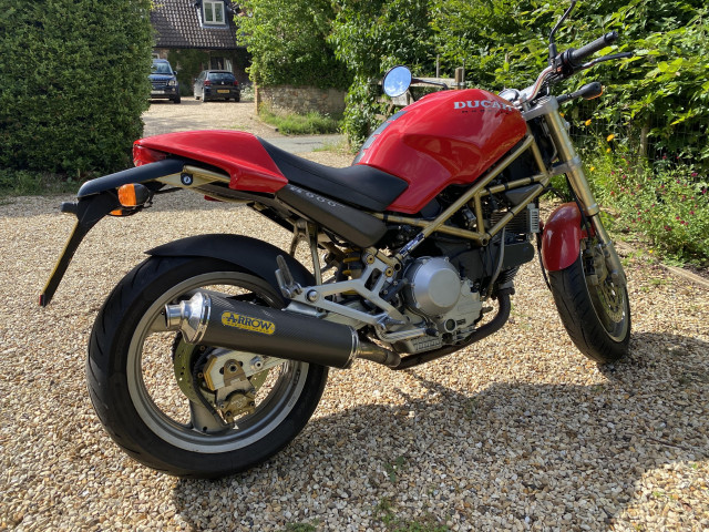 Ducati Monster M900 2 Ducati Monster M900 2